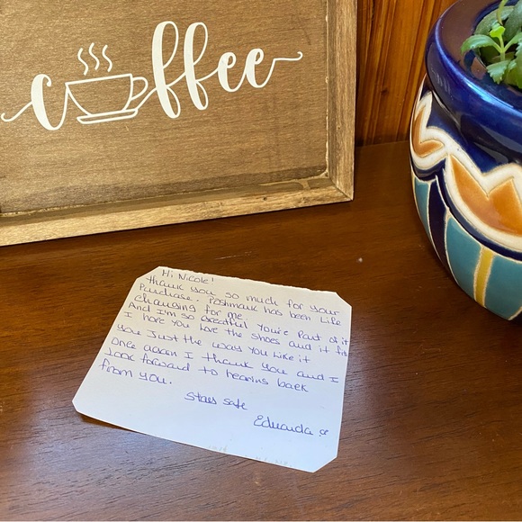 Received a lovely note from another Posher 🥰 - Picture 1 of 1